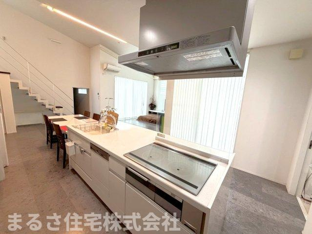 高岡町下倉永　中古戸建のキッチン