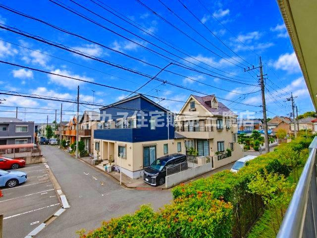 コトー田無の展望|前方に開けた視界が広がり、爽やかな風と光を感じられる開放的な眺望です。