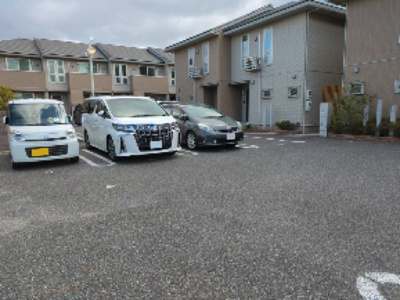 【駐車場】 | ニューエイト　