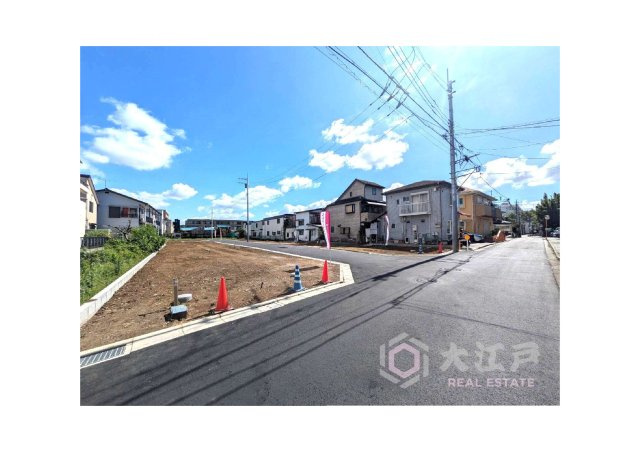 調布市富士見町２丁目全１０区画建築条件付き売地の前面道路含む現地写真