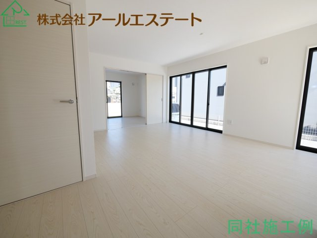 加古郡播磨町古田3丁目　　　山陽電鉄「別府駅」徒歩17分の居間・リビング