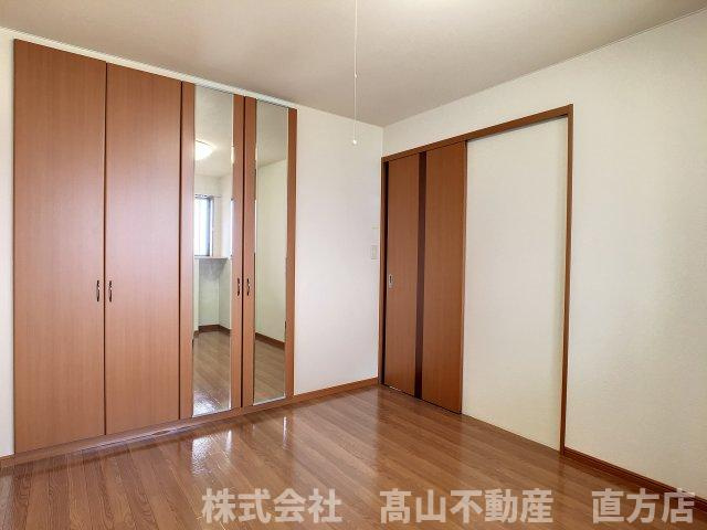 直方市大字感田のアパートの内装