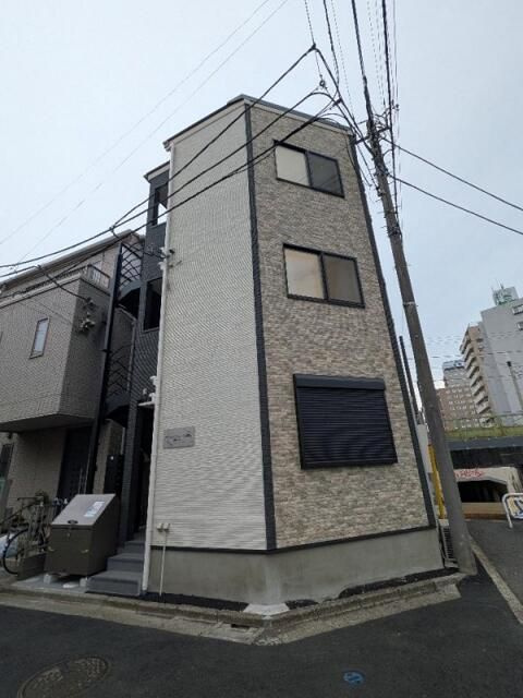 アザーレ・スフィーダ淵野辺の外観