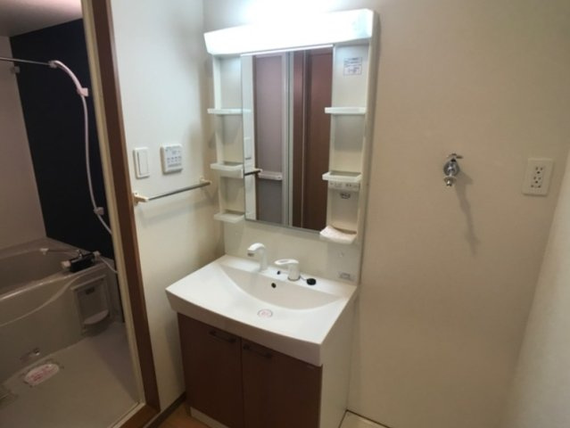 Bella Acquaの独立洗面台