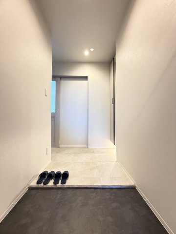 KENTO SUEHIROの玄関