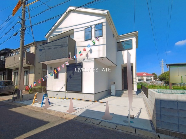 草加市遊馬町 新築分譲住宅の駐車場