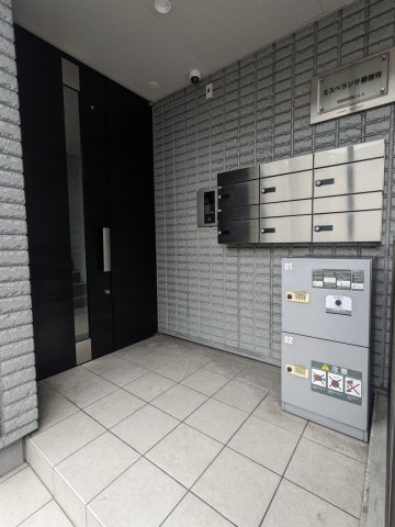 エスペランサ豪徳寺のエントランス|オートロック付きのエントランス