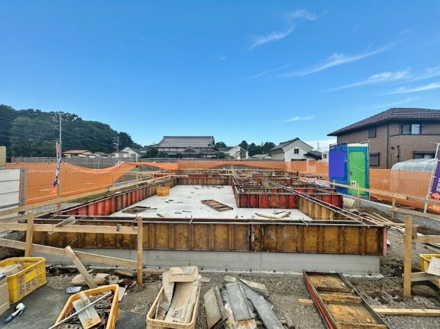 練馬区土支田4丁目 全3棟 2号棟の外観|人気の光が丘エリア
　自然豊かな光が丘公園まで1250ｍ
　光が丘IMAまで1860ｍ
1階リビング+水回りを配した生活しやすい間取
南側向きワイドバルコニー、　駐車2台可能