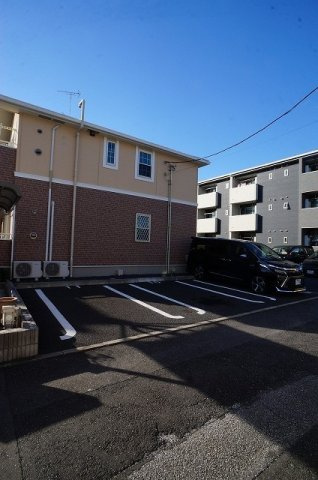 シャトンクーの駐車場
