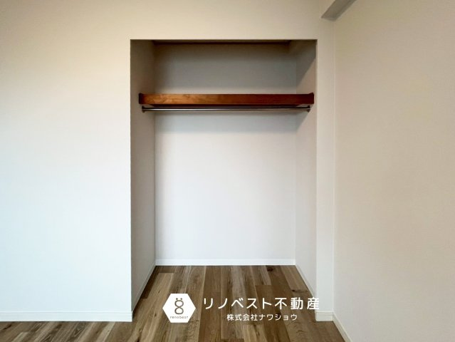リバーガーデン東大阪新庁舎アヴェ二ューの収納|【リノベスト不動産】テナント（事業用）物件のご紹介も可能です。事務所移転・新規開業等お気軽にご相談ください♪
