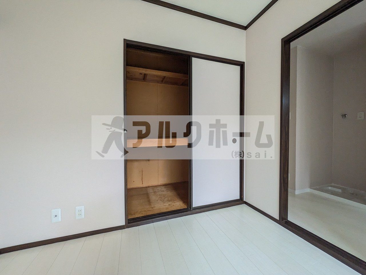 柏原市国分本町３丁目のアパートの子供部屋|本町ガーデンハイツ　洋室