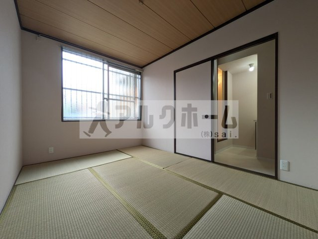 柏原市国分本町３丁目のアパートの和室|本町ガーデンハイツ　収納