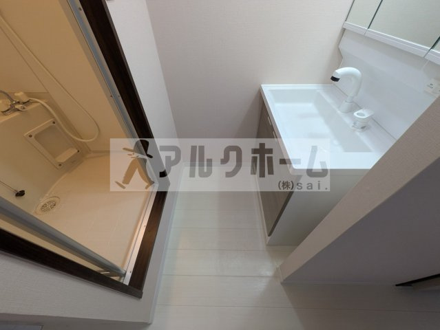 柏原市国分本町３丁目のアパートの洗面所|本町ガーデンハイツ　和室