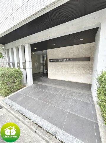 ヴァレッシア菊川シティのエントランス