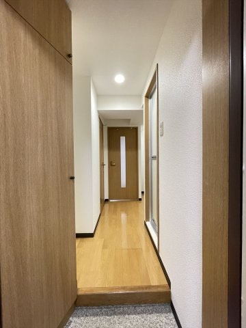 スカイコート目白台の玄関