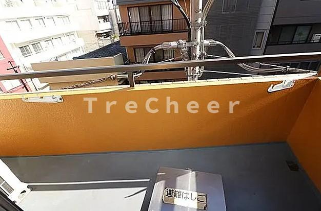 橋本ビルのバルコニー