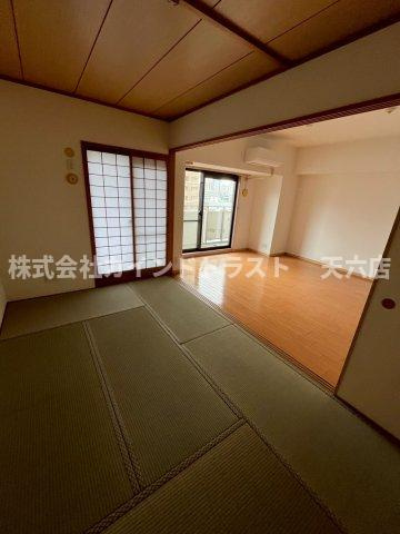 藤和シティホームズ中之島の和室|柔らかい畳が心地よい和室