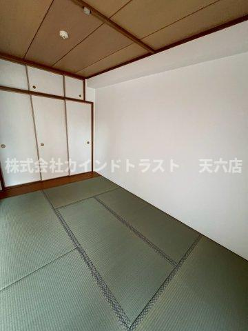 藤和シティホームズ中之島の和室|柔らかい畳が心地よい和室