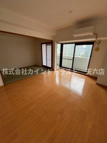 藤和シティホームズ中之島の居間・リビング|ゆったり過ごせる居間です