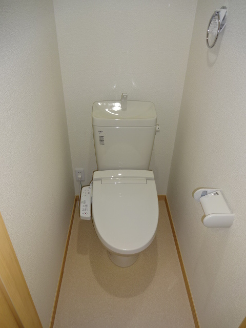 エルム生麦 A棟のトイレ