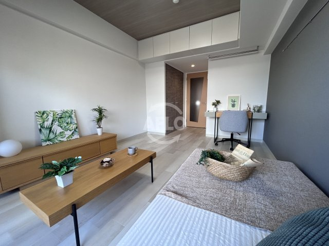 セレニテ江坂四番館の居間・リビング|SERENiTE江坂四番館　リビング