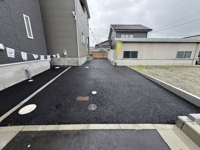神戸市西区池上5丁目新築戸建４号棟の駐車場