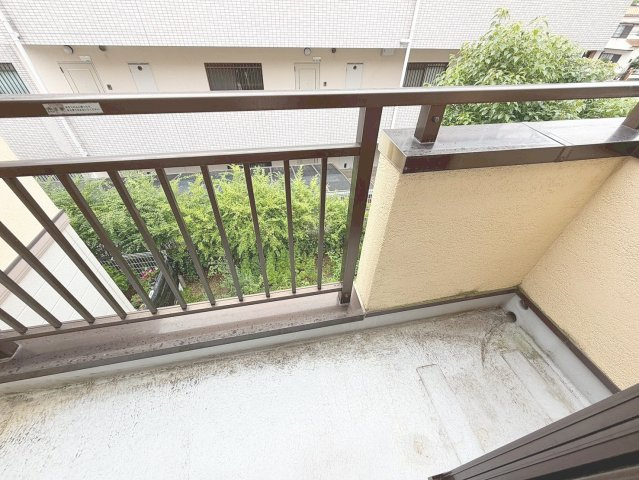 ローズコーポ荒牧のバルコニー