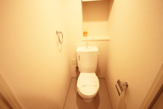 AMENITYCOURT K-Ⅰのトイレ