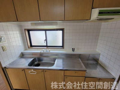 【キッチン】 | CALME J-1 | ※同タイプの写真となり、実際のお部屋とは異なる場合があります