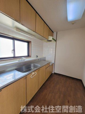【キッチン】 | CALME J-1 | ※同タイプの写真となり、実際のお部屋とは異なる場合があります