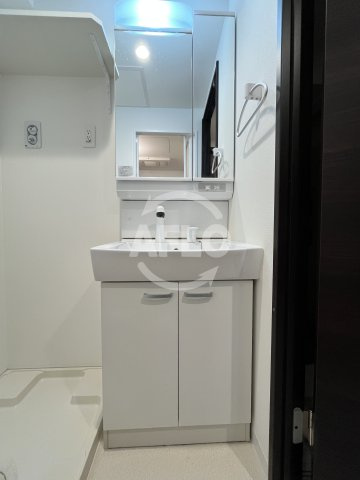 ユーズ8番館の独立洗面台|洗面台