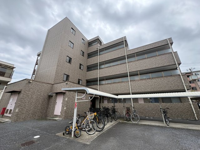 ファミール行徳