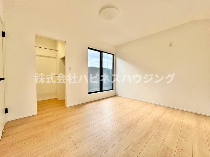 QLAZO 柏市塚崎⼾建～クラゾカシワシツカザキコダテ～の居間・リビング