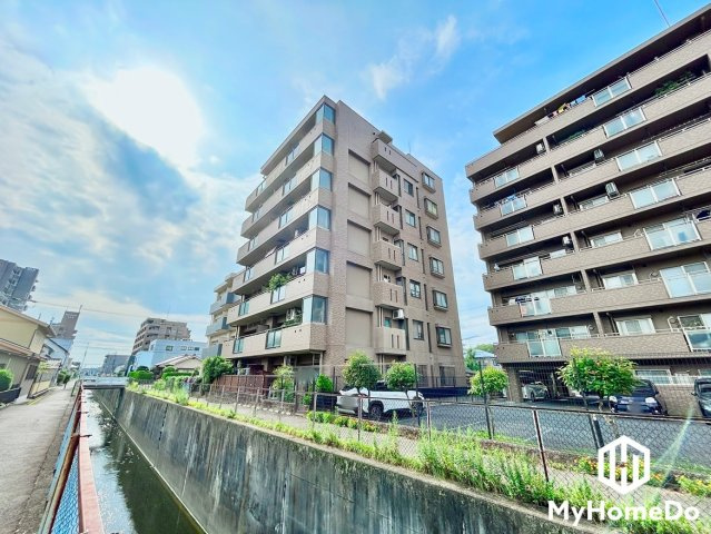 ユーハウス第5守山の外観
