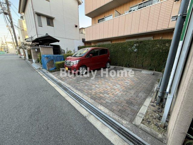コートふじの駐車場