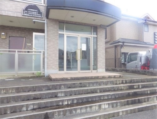 八王子市横川町の賃貸マンションのエントランス