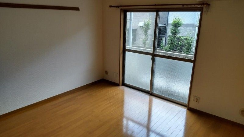 八王子市横川町の賃貸マンションの居間・リビング