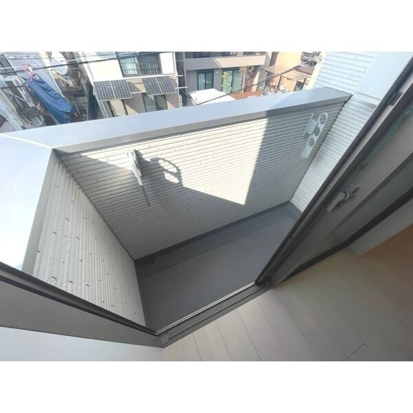 リアンハイム六番町　名古屋市賃貸　仲介手数料無料のバルコニー