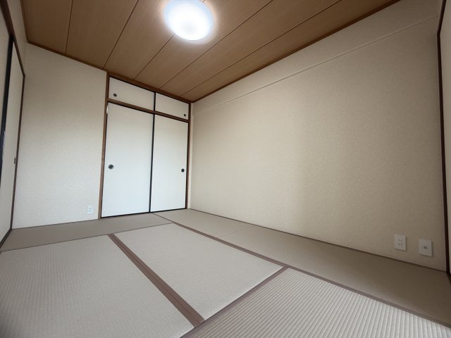 サンシティ朝霧の和室