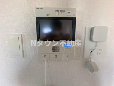 【セキュリティ】 | エスリード新栄グランラグジェ | モニター付きインターフォンです。