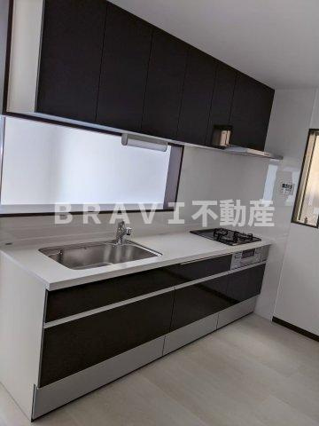 尼崎市杭瀬南新町四丁目戸建て　BRAVI不動産のキッチン