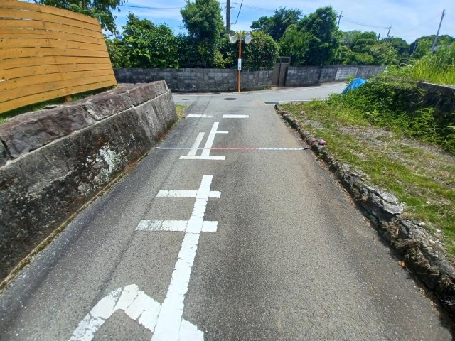 熊本市南区城南町今吉野の売地の前面道路含む現地写真|東側