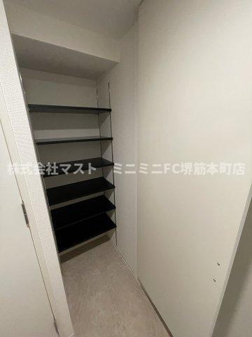セレニテ本町東リアンの収納