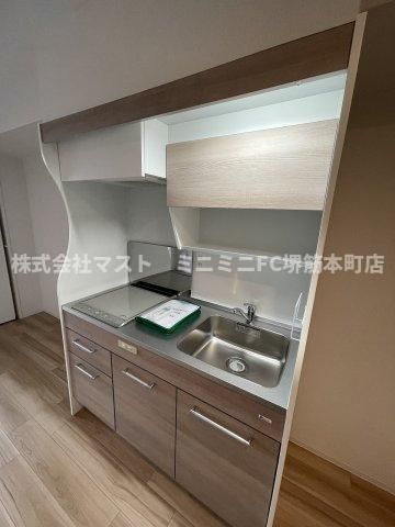 セレニテ本町東リアンのキッチン
