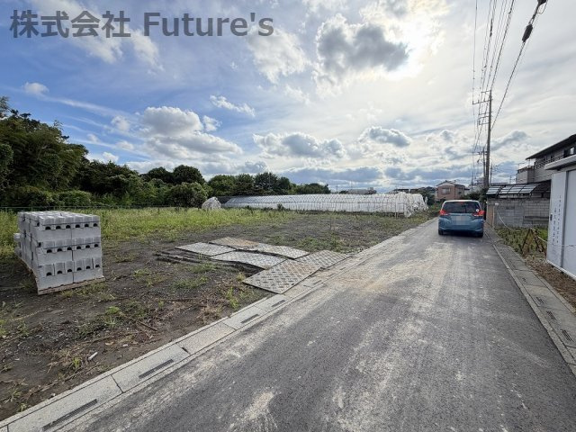 三郷市高州4丁目　建築条件なし売地　全7区画　6区画の前面道路含む現地写真|■前面道路含む現地写真です。