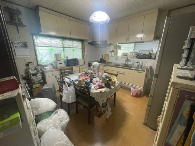 本野町戸建ての居間・リビング