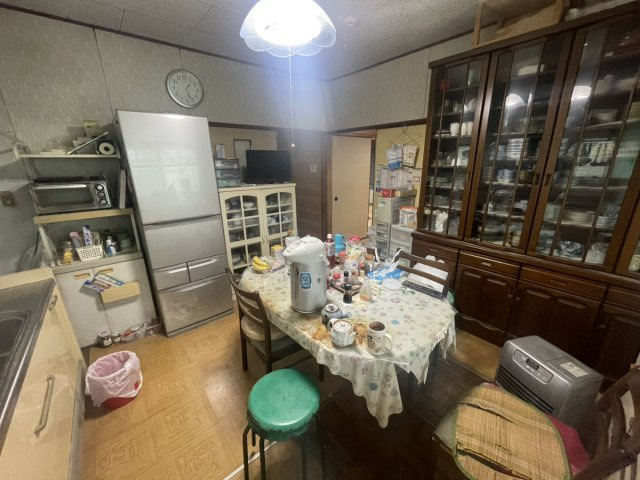 本野町戸建ての居間・リビング