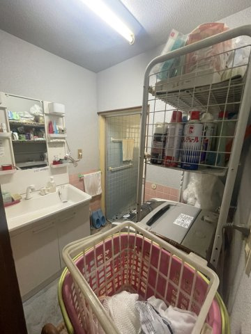 本野町戸建ての脱衣所