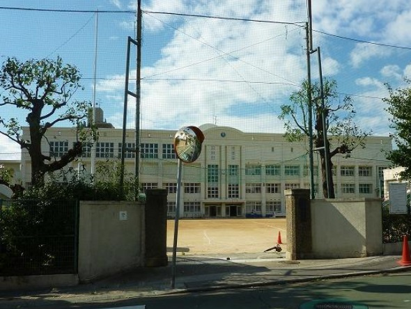 神戸市須磨区板宿町１丁目のアパートの周辺|神戸市立板宿小学校