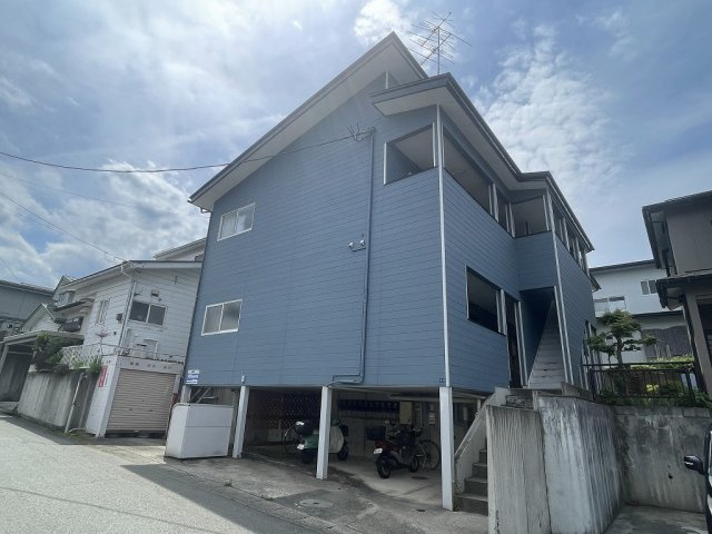 山形市中桜田３丁目の一棟アパート
